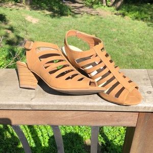 Cityclassified Comfort shoe 3” heel